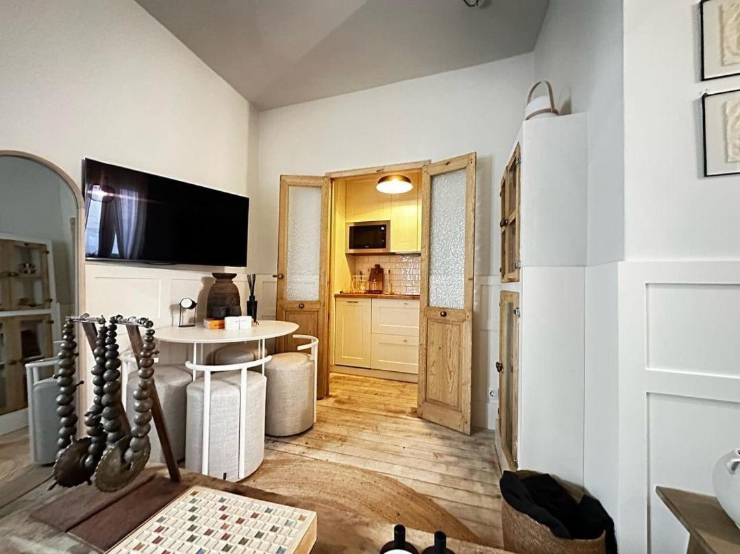 Boutique Embajadores Apartment Madrid Luaran gambar